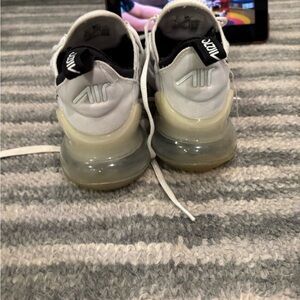 Nike White and Black Sneakers